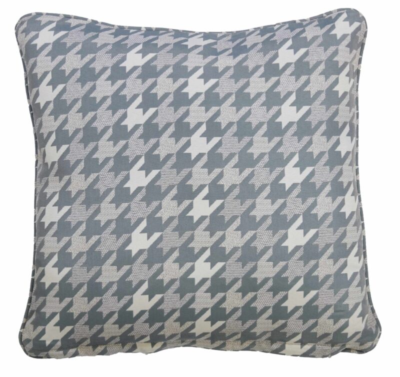 Large_Throw_Cushion_LapuntaBlue